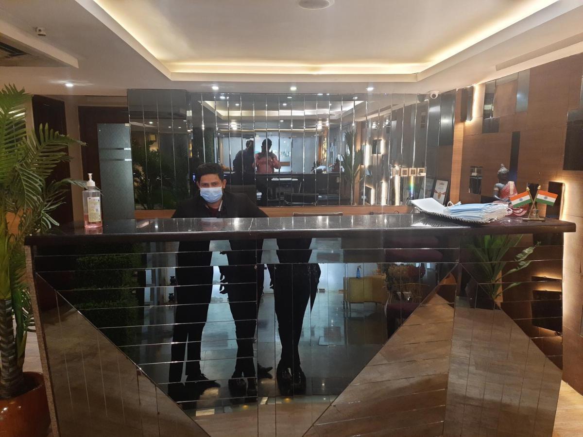Hotel Jrd Exotica-Business Hotel New Delhi Exteriör bild